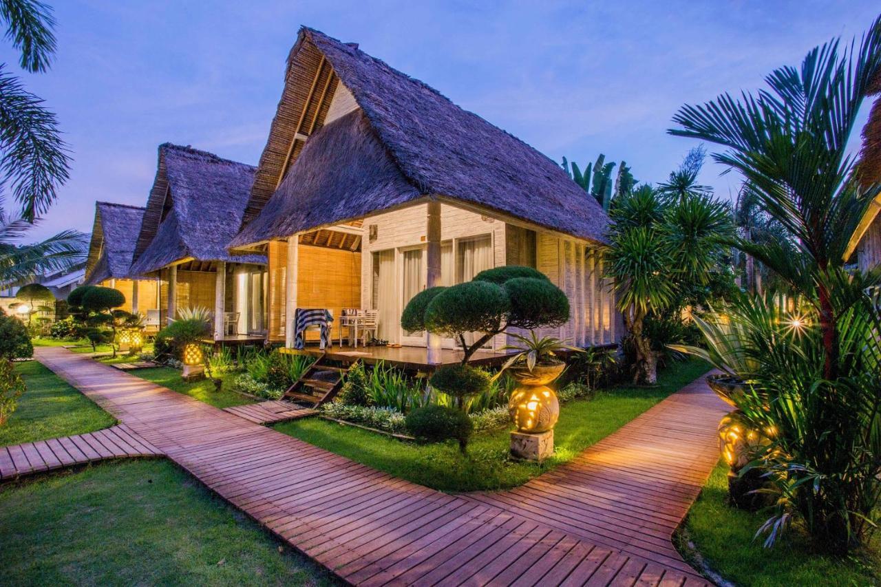 Bay Shore Huts Lembongan Exterior foto